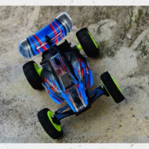 Mini Racing Car Remote Controled - Picture 4 of 13